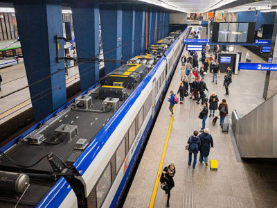 Астана вокзалында ер адамды пышақтап кеткен