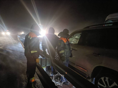 Алматы облысында қар құрсауында қалған тұрғындар құтқарылды