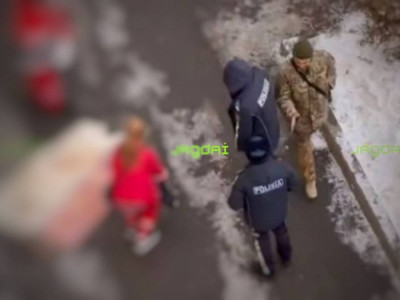 Алматыда 23 жастағы қыз 12-қабаттан құлап, көз жұмды