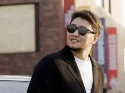 Жахан Отарғалиев киноға алғаш рет қалай түскенін айтты