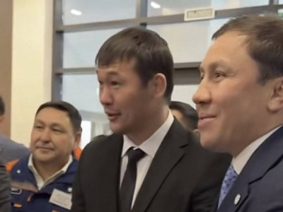 Геннадий Головкин мен Шавкат Рахмонов Көкшетауда жүр