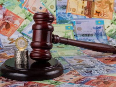 Кәсіпорын бухгалтері 9 млн теңге жымқырған