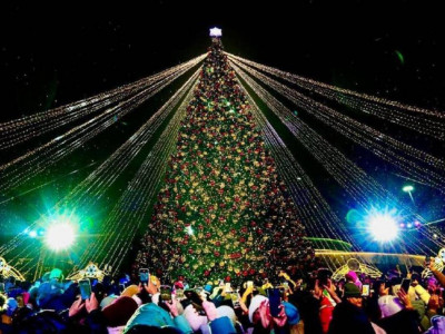 Астанада 40-тан астам жаңа жылдық шыршаның шамы бір уақытта жағылады