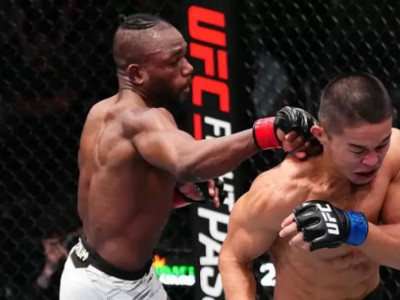 «22 жекпе-жекте жеңіп, бір жеңілгенде қатты сынға қалдым»: Асу Алмабаев жанкүйерлері туралы айтты