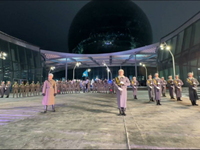 Астанада Бауыржан Момышұлының 115 жылдығына арналған плац-концерт өтті