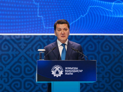 Елордада еңбек адамдары марапатталды