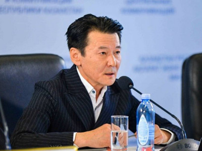 Қыдырәлі Болманов "Намыс" орденімен марапатталды