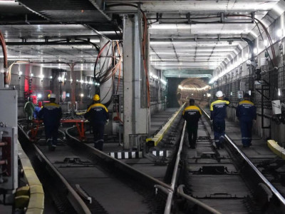 Алматы метросынан жолаушылар шұғыл эвакуацияланды