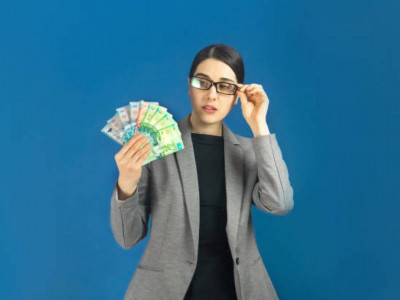 Ерейментауда білім бөлімі 1700 мұғалімге 247 млн теңге жалақы төлемеген