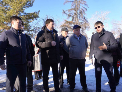 Депутаттар Талғардағы магистральдық су таратқыштың құрылысын бақылауға алды