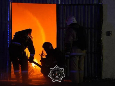 Алматы қаласында түнде қойма өртенді