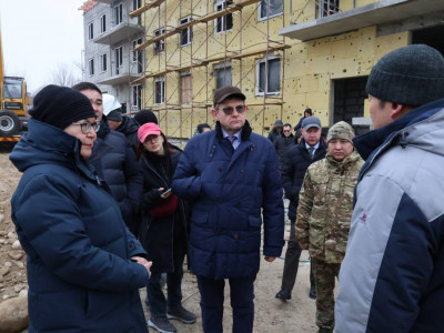 Депутаттар Алматы тұрғындарын алаңдатқан мәселелерді тыңдады