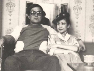 «Бір сен едің аңсаған таңым»: Роза Рымбаева марқұм күйеуімен түскен суреттерін жария етті