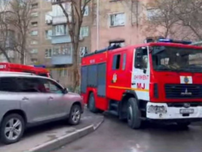 Шымкенттегі көпқабатты үйлердің бірінде адам мәйіті табылды