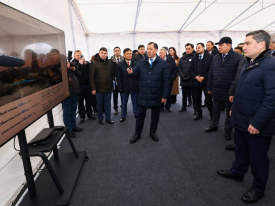 Олжас Бектенов Алатаудың инвестициялық және инфрақұрылымдық жобаларымен танысты