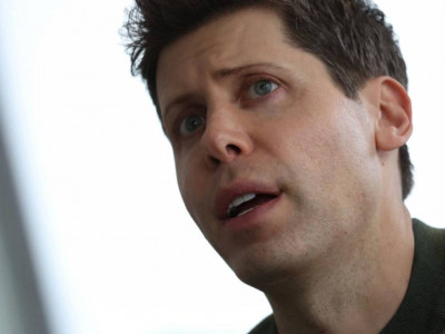 Cэм Альтман адам миын ЖИ-мен тікелей байланыстыратын стартапты таныстырды