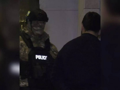 Алматыда түнгі клубтың аспазы есірткі таратты деген күдікпен ұсталды