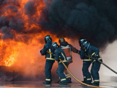 Астанада көпқабатты тұрғын үйден өрт шықты