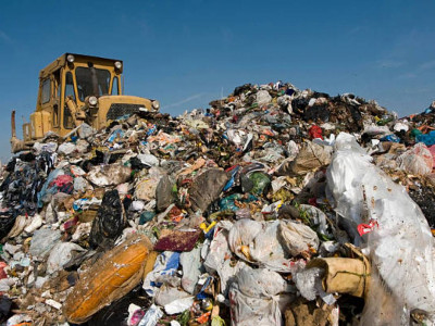 Абай облысында рұқсатсыз қоқыс тасталған полигондар жойылды