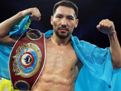 Жәнібек Әлімханұлы кәсіпқой бокстан шеттетілді