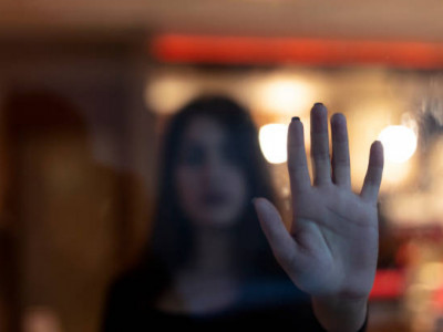 Ақтөбеде 28 жастағы әйел ер адамды зорлады деп айыптап, ақша бопсалаған