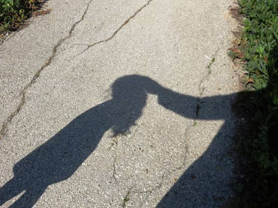 Сұмдық оқиға: Маңғыстау облысында ер адам өгей қызын зорлаған