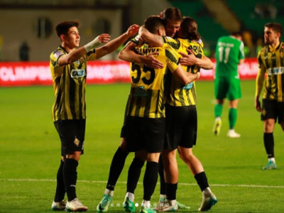 «Қайраттың» екі ойыншысы «Арсеналға» қарсы ойыннан кейін клубтан кетті