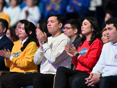 Президент: Қазір еліміздегі волонтерлердің саны 300 мыңға жетті