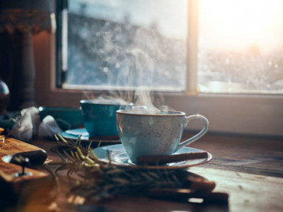 Аязды күні даладан келе сала ыстық шай ішуге болмайды – дәрігер түсіндірді