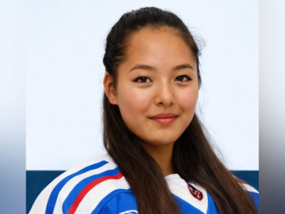 Ұлттық ұлан жауынгерінің қызы хоккейден әлем чемпионатында күміс жүлдегер атанды