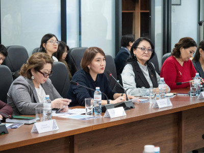 Астанада өткен жиында жаңа Конституция жобасындағы отбасының рөлі талқыланды