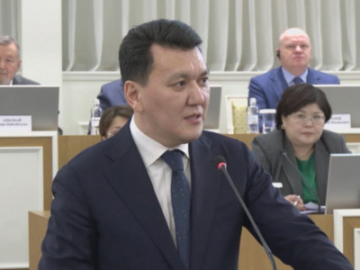 Еліміз алғашқылардың бірі болып цифрлық деректерді қорғау нормасын Ата Заңға енгізіп отыр – Ерлан Қарин