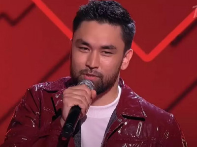 «Күтпеген жағдай»: Белгілі кәсіпкер әнші Amre-ге көлік сыйға тартты