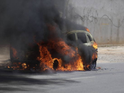 Ақтөбе облысында тас жолда көлік өртеніп кетті