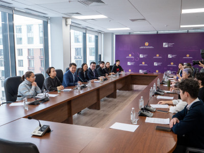 Волонтерлер жаңа Конституция жобасын қолдау жөнінде үндеу жариялады