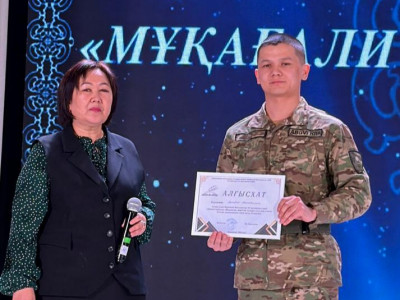 Ұлттық ұлан сарбазы Мұқағалидың 50-ден астам өлеңін жатқа біледі