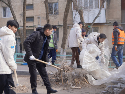 Қонаевта «Жастар Рухы» белсенділері апат салдарын жоюға жұмылдырылды