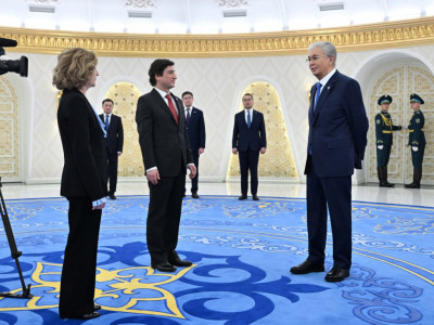 Президент бірқатар мемлекеттің елшілерінен сенім грамоталарын алды