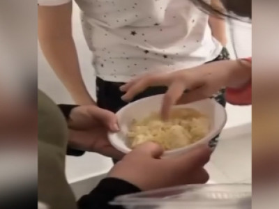 Қарағанды облысындағы ауруханада құрттап кеткен тамақ берілген