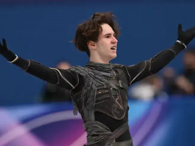 32 жыл күткен алтын: Мәнерлеп сырғанаушы Михаил Шайдоров Олимпиада чемпионы атанды