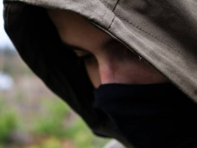 Павлодарда қызды бес жыл бойы мазалаған бұрынғы жігіті қамауға алынды