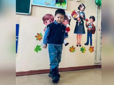 Түркістандық 4 жасар бала 5-6 сынып оқушылары шеше алмайтын күрделі есепті жылдам шығарады