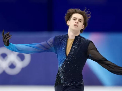 Михаил Шайдоровтың чемпион атанғанда киген костюмін отандық дизайнерлер дайындаған