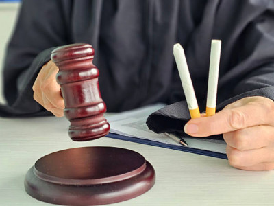 Қостанайда алаяқтар темекі қораптарына пенопласт пен құм салып, 15 млн теңгеге сатқан