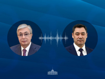 Қасым-Жомарт Тоқаев Садыр Жапаровпен телефон арқылы сөйлесті