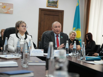 Елордада жаңа Конституция жобасы бойынша сараптамалық талқылау өтті