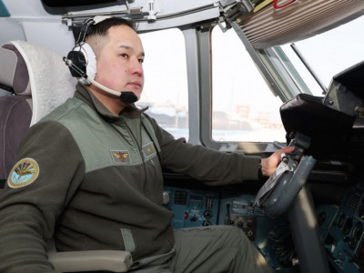 Ұлттық ұлан командирі әуе кеңістігінде 900 сағат ұшқан