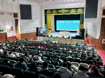 Коалиция мүшелері Түркістан облысының педагогтер қауымымен кездесті