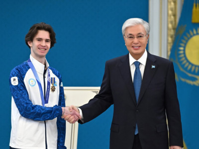 «Мен Олимпиада алтынымен шектелмеймін»: Михаил Шайдоров Президентке ризашылығын білдірді