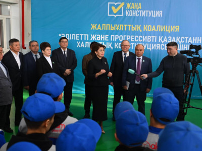 Жалпыұлттық коалиция мүшелері «Петропавл электротехникалық зауыты» еңбек ұжымымен кездесті